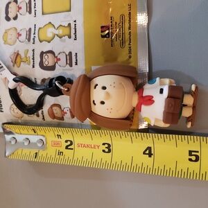 Collectible camping Peppermint Patty figural bag clip series 2 NWT